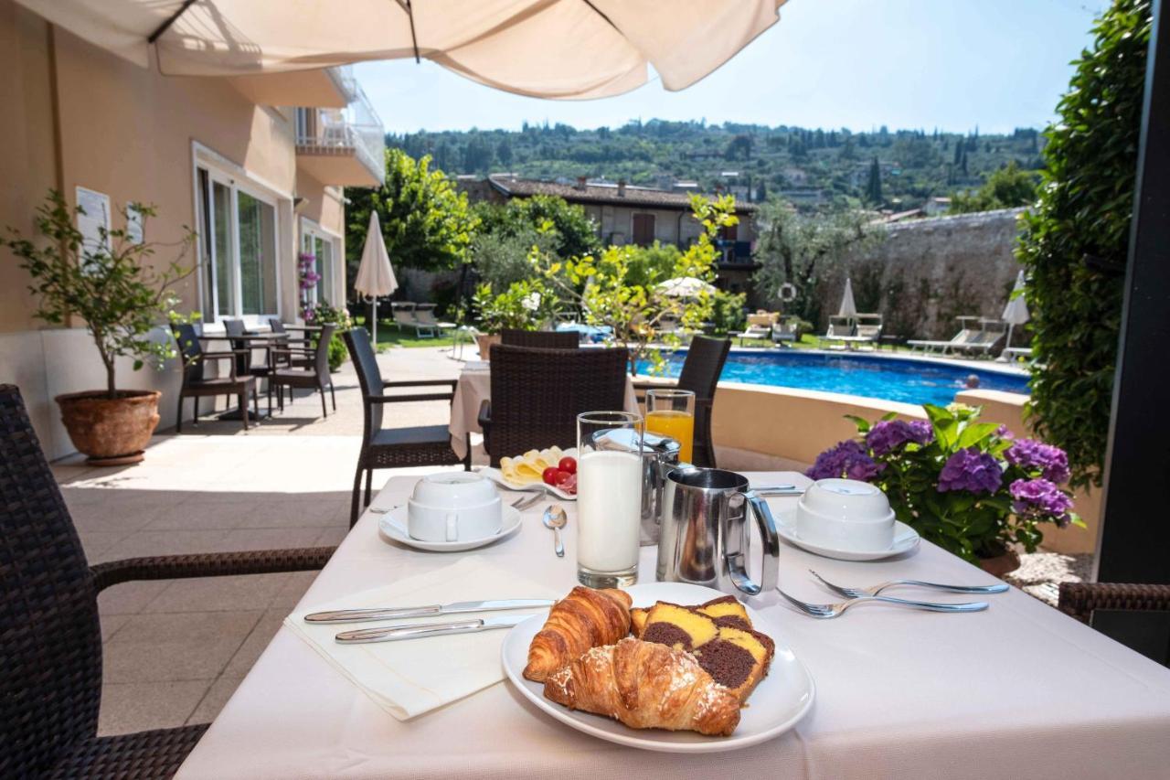 Hotel Romeo Torri Del Benaco Dış mekan fotoğraf