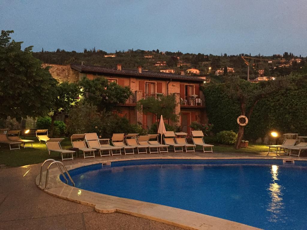 Hotel Romeo Torri Del Benaco Dış mekan fotoğraf