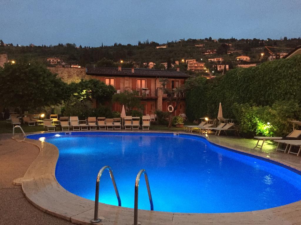 Hotel Romeo Torri Del Benaco Dış mekan fotoğraf